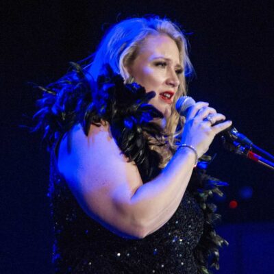 Ashley Borody performing live – Parton Productions’ top tribute act
