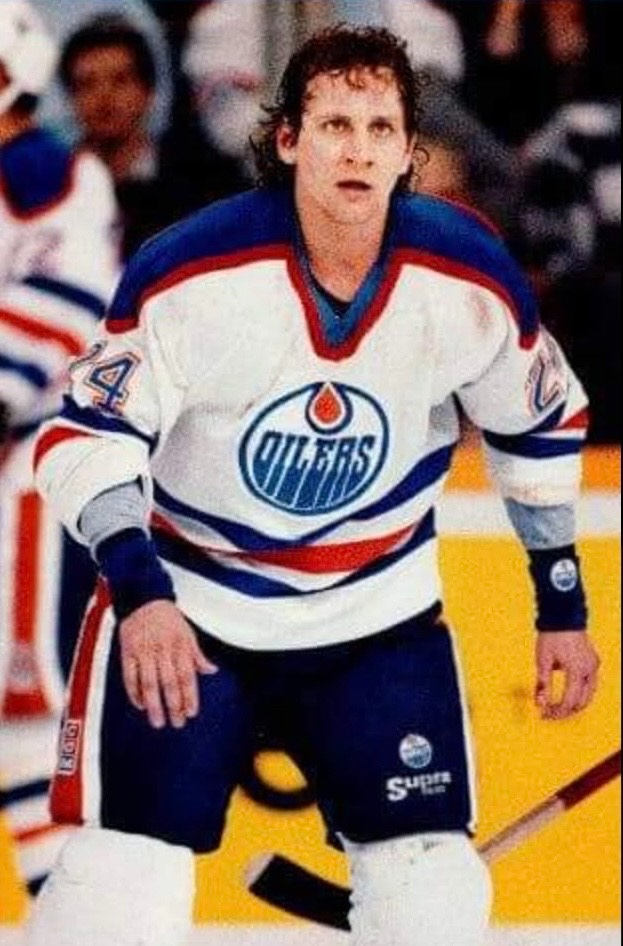 Kevin McClellan – NHL Champion and Motivational Speaker Kevin McClellan, 4-time Stanley Cup Champion and inspirational speaker, delivering a motivational talk about teamwork, perseverance, and leadership.